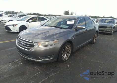 2013 Ford Taurus Limited z USA, uszkodzony, nr VIN 1FAHP2F88DG215572